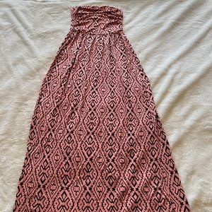 LAST CHANCE- Ladies strapless maxi dress size small